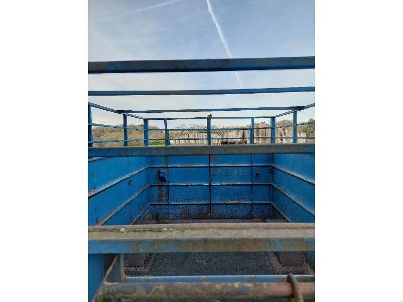 Viehanhänger des Typs Sonstige BETAILLERE, Gebrauchtmaschine in PLUMELEC (Bild 7)