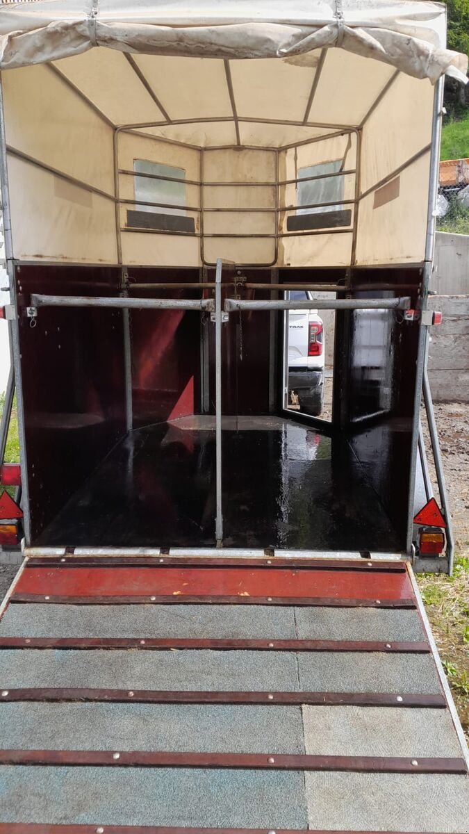 Viehanhänger van het type Sonstige Blomert T2 BES, Gebrauchtmaschine in Bramberg (Foto 4)