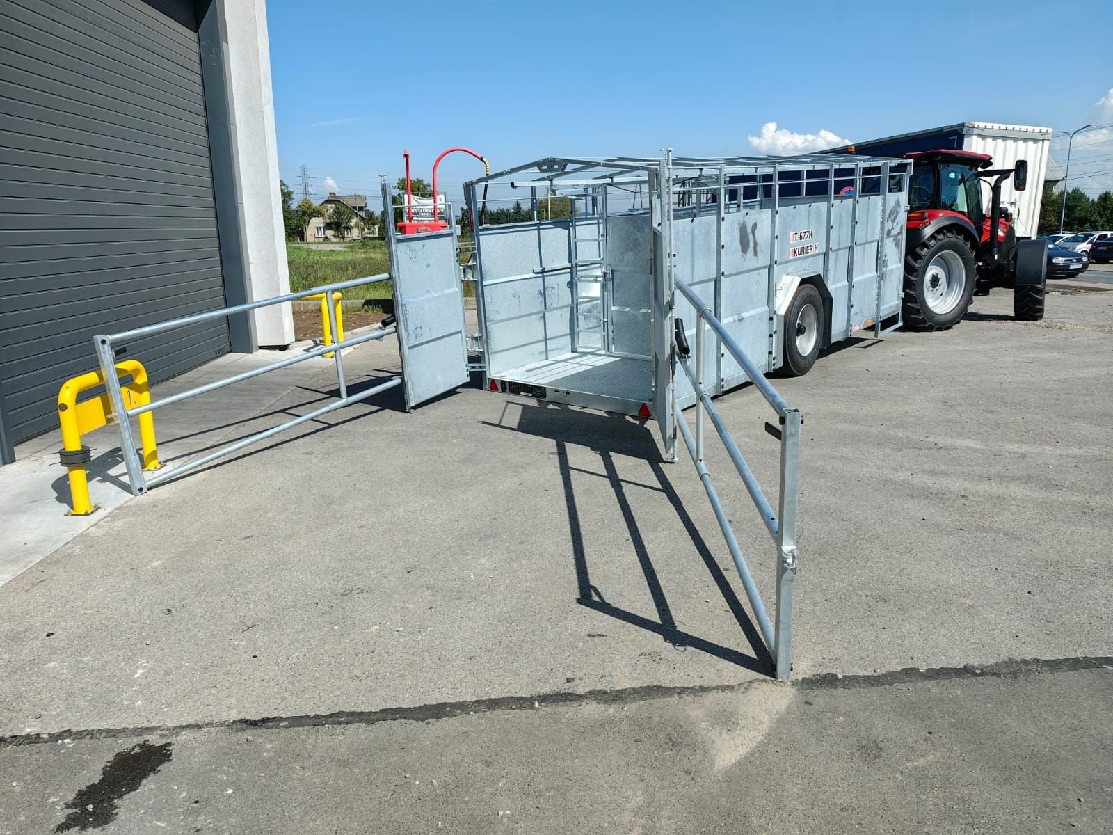 Viehanhänger des Typs Sonstige Cynkomet T 667 H, Neumaschine in Hopfgarten (Bild 3)