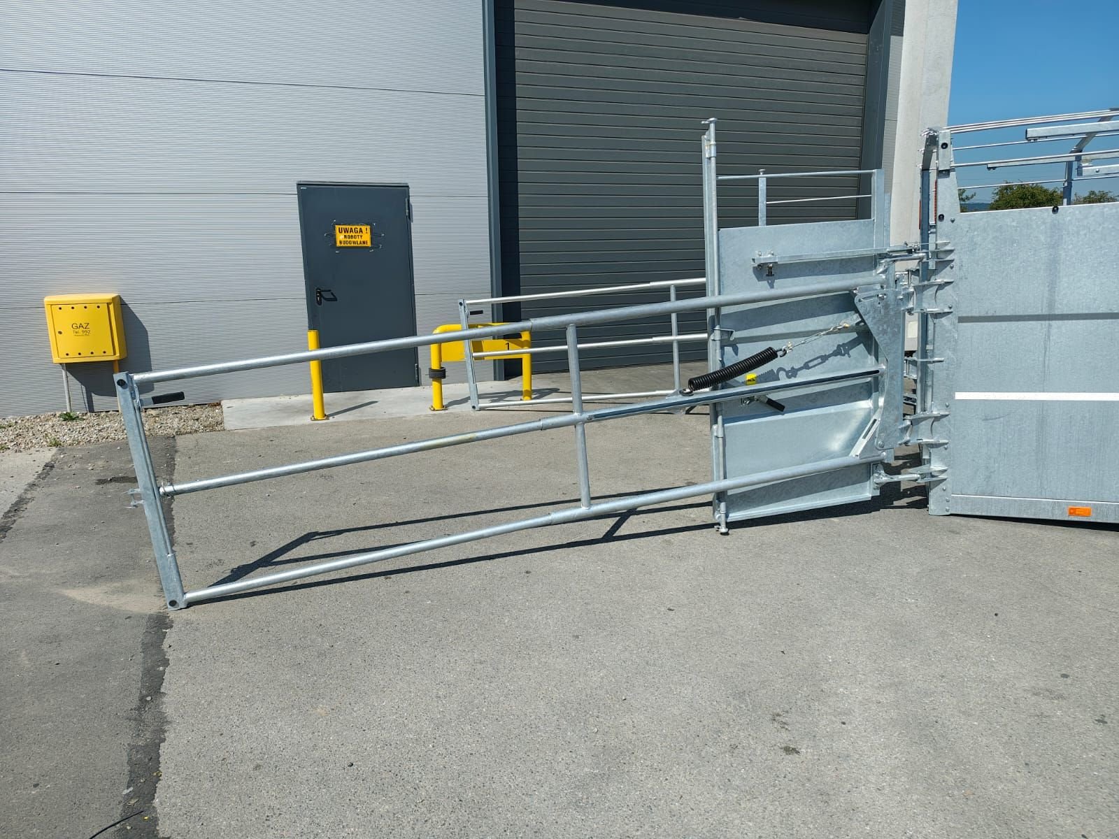 Viehanhänger des Typs Sonstige Cynkomet T 667 H, Neumaschine in Hopfgarten (Bild 2)