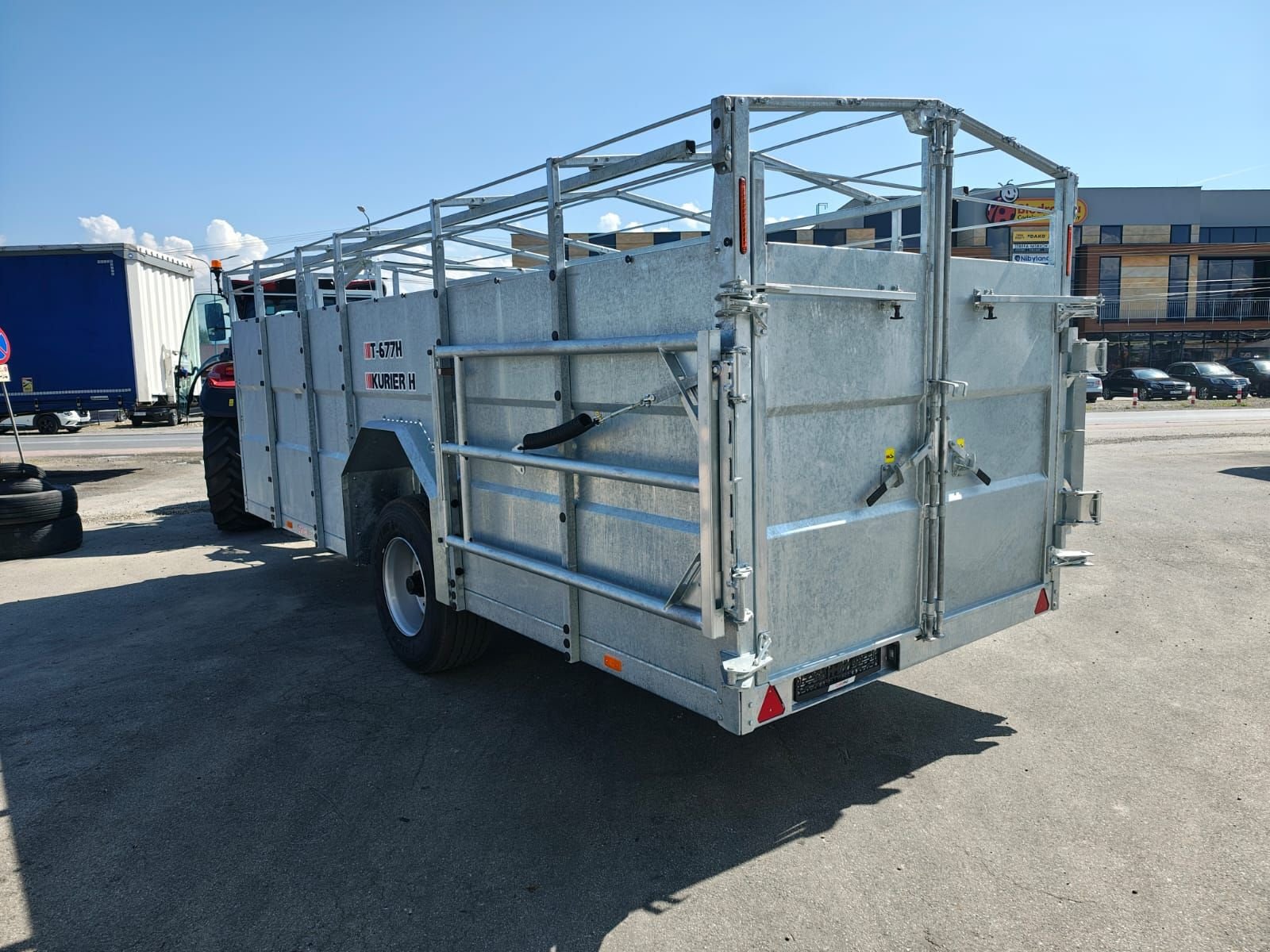 Viehanhänger des Typs Sonstige Cynkomet T 667 H, Neumaschine in Hopfgarten (Bild 15)