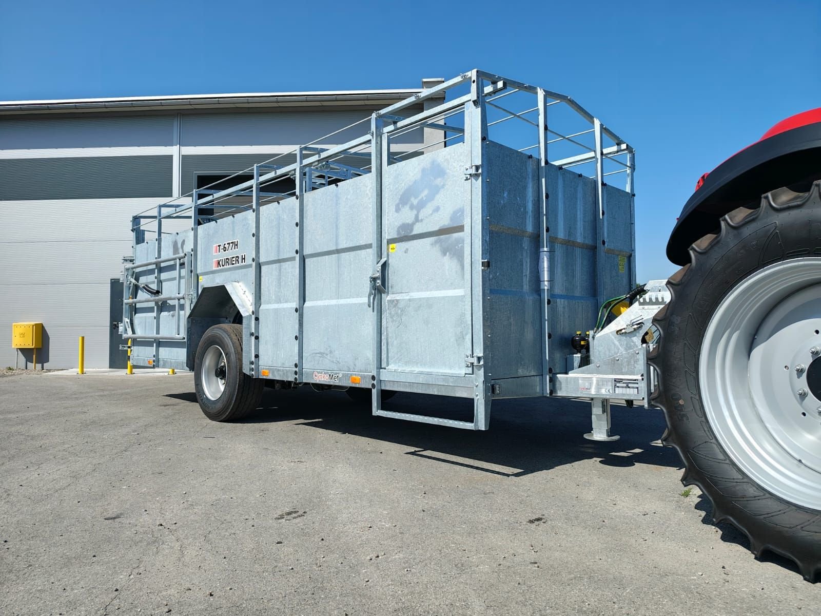 Viehanhänger des Typs Sonstige Cynkomet T 667 H, Neumaschine in Hopfgarten (Bild 8)