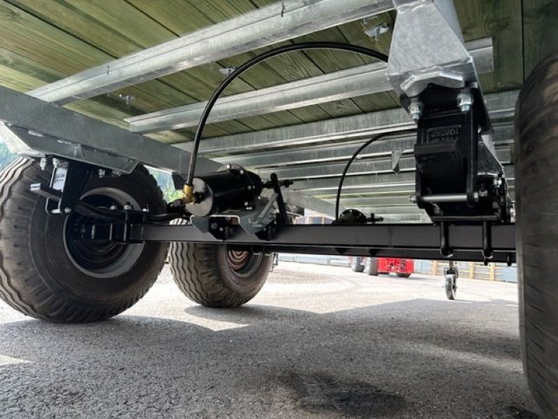 Viehanhänger des Typs Sonstige Kurier 10 Viehtransporter verzinkt Druckluft, Neumaschine in Tamsweg (Bild 9)