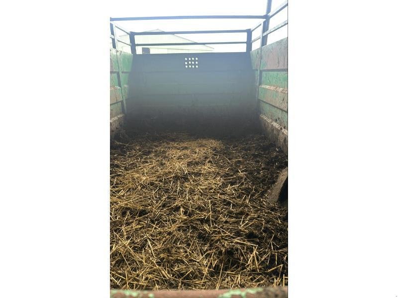 Viehanhänger от тип Sonstige P45, Gebrauchtmaschine в Wargnies Le Grand (Снимка 8)