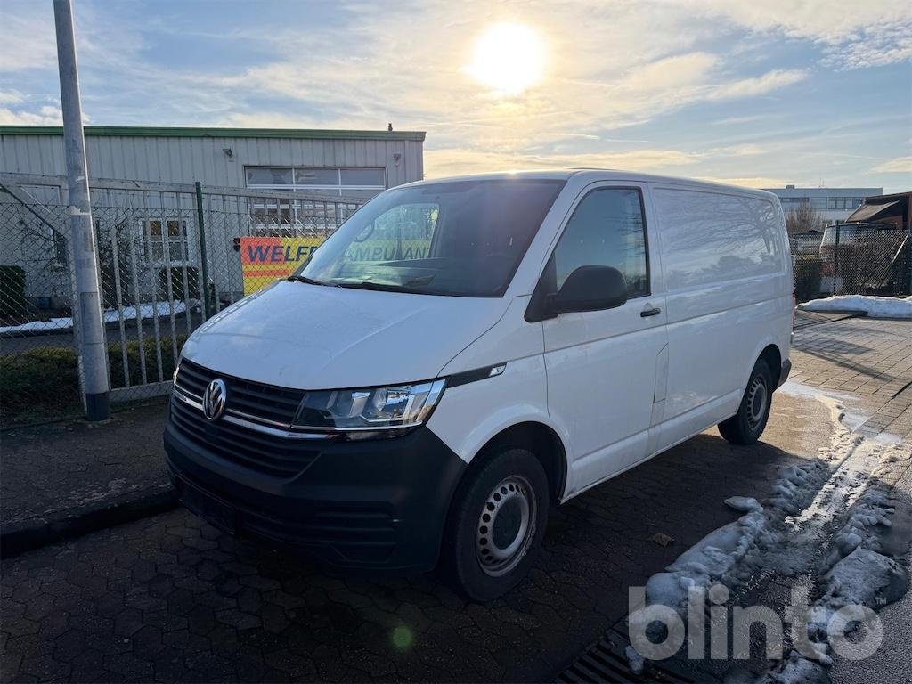 Viehanhänger Türe ait VW T6, Gebrauchtmaschine içinde Düsseldorf (resim 1)