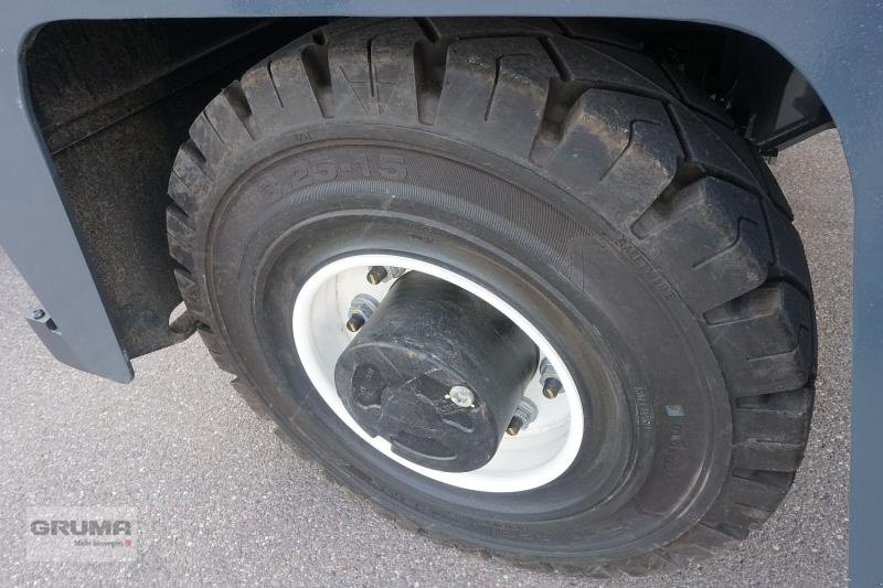 Vierwege- & Seitenstapler des Typs Combilift C5000 FWSL, Gebrauchtmaschine in Friedberg-Derching (Bild 7)