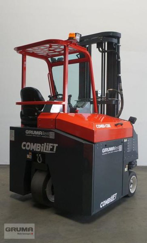 Vierwege- & Seitenstapler typu Combilift CBE3000, Gebrauchtmaschine v Friedberg-Derching (Obrázek 2)
