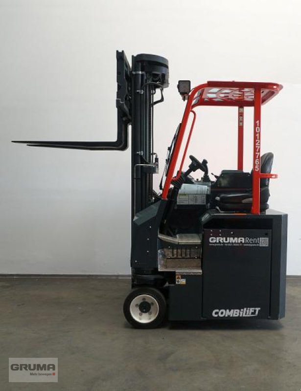 Vierwege- & Seitenstapler typu Combilift CBE3000, Gebrauchtmaschine v Friedberg-Derching (Obrázek 4)