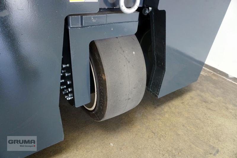 Vierwege- & Seitenstapler typu Combilift CBE3000, Gebrauchtmaschine v Friedberg-Derching (Obrázek 10)