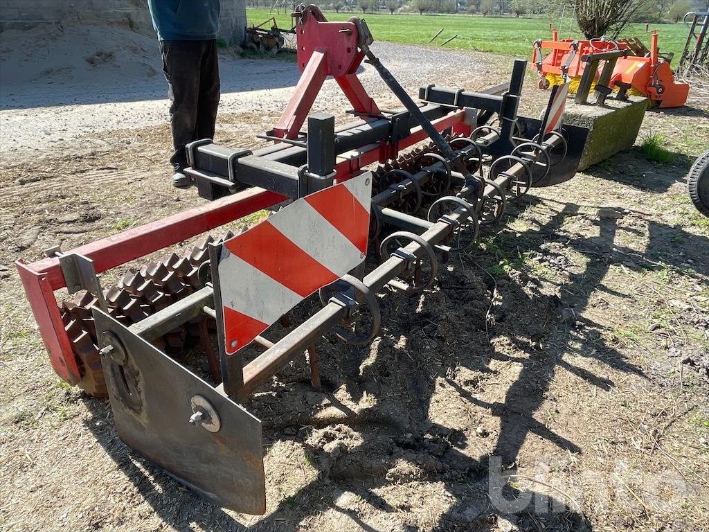 Walze des Typs Güttler PRISMENWALZEN, Gebrauchtmaschine in Düsseldorf (Bild 4)