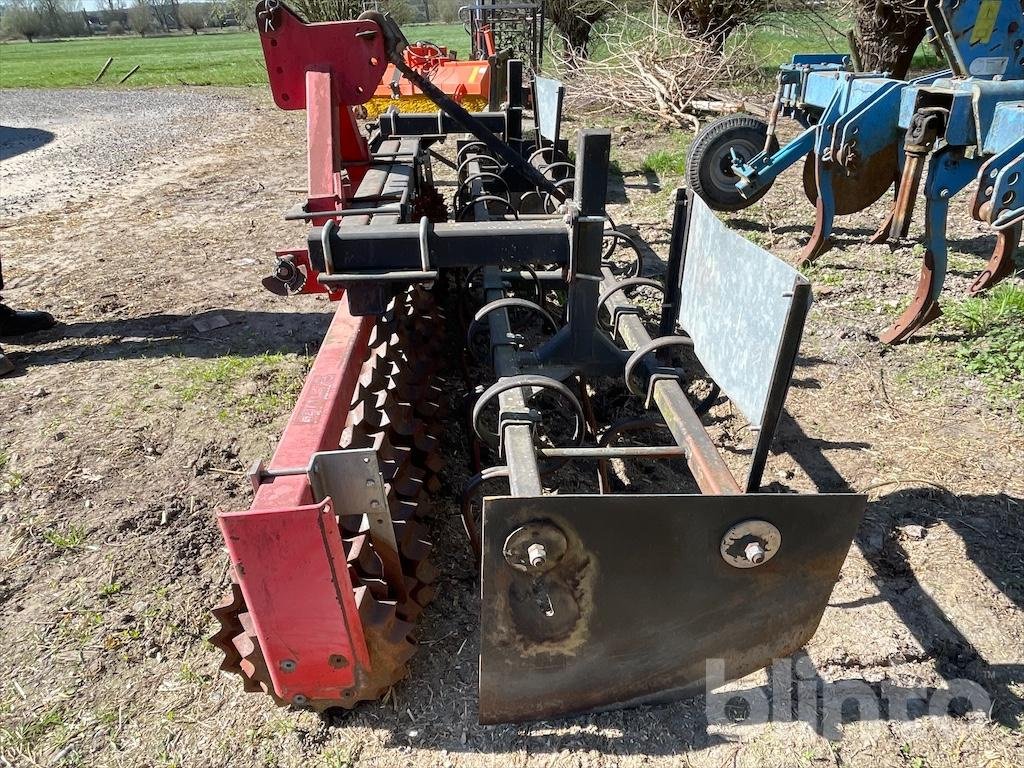 Walze des Typs Güttler PRISMENWALZEN, Gebrauchtmaschine in Düsseldorf (Bild 3)