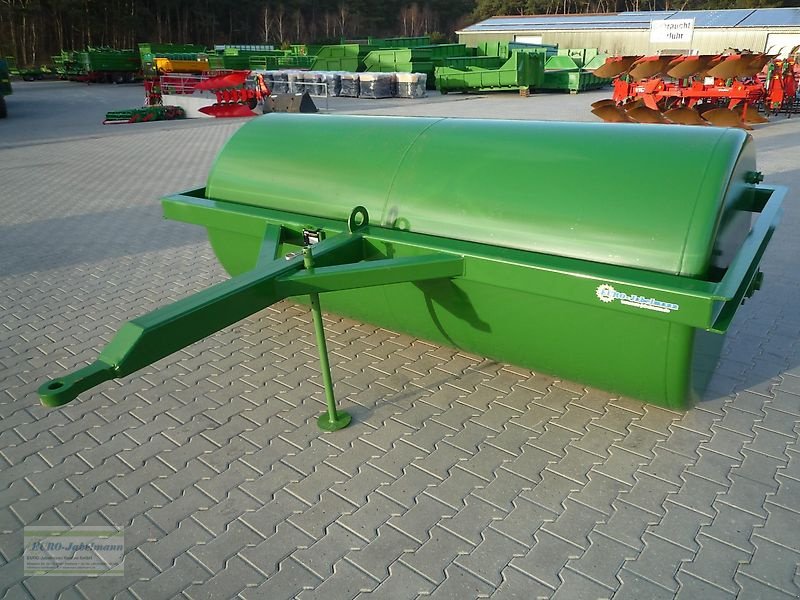 Walze van het type JAKO Wiesenwalze M 275, 1-teilige Wiesewalze ohne Fahrgestell mit abgerundete Kanten, Neumaschine in Itterbeck (Foto 1)