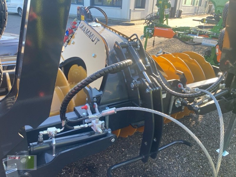 Walze des Typs Mammut SK 300 H, Neumaschine in Alveslohe (Bild 5)