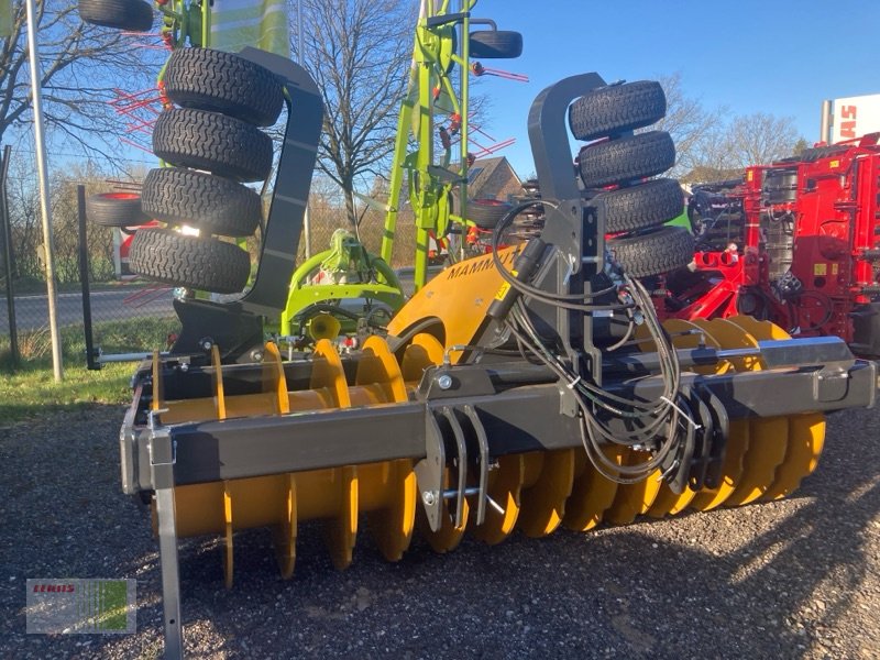 Walze des Typs Mammut SK 300 H, Neumaschine in Alveslohe (Bild 1)