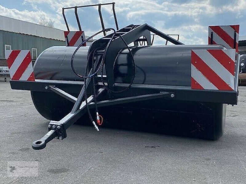 Walze tip Metal Technik Wiesenwalze hydr Fahrwerk 3m, Gebrauchtmaschine in Gevelsberg (Poză 1)