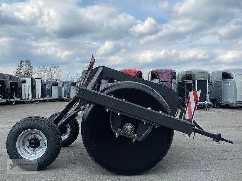 Walze des Typs Metal Technik Wiesenwalze hydr Fahrwerk NEU 2,7m, Neumaschine in Gevelsberg (Bild 5)