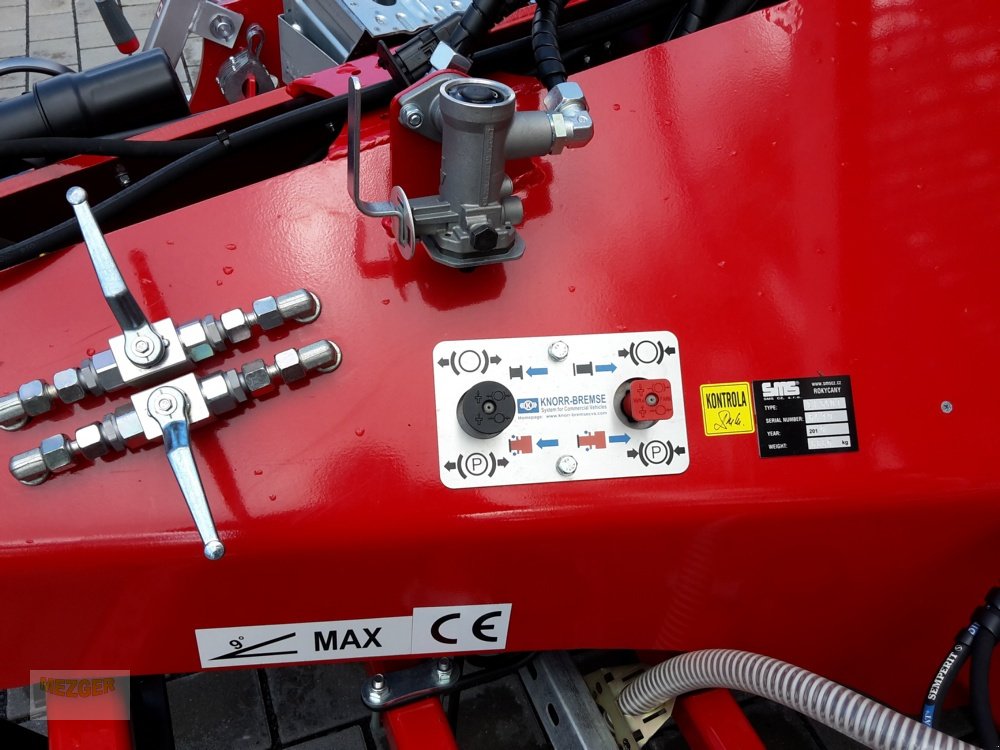 Walze des Typs SMS Wiesenwalze mit APV-Streuer GOLEM 540, Glattwalze, Neumaschine in Ditzingen (Bild 6)