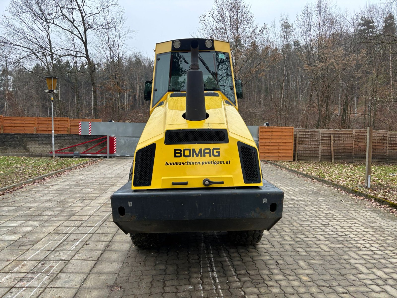 Walzenzug of the type Bomag BW 177 D-4, Gebrauchtmaschine in Deutsch - Goritz (Picture 9)