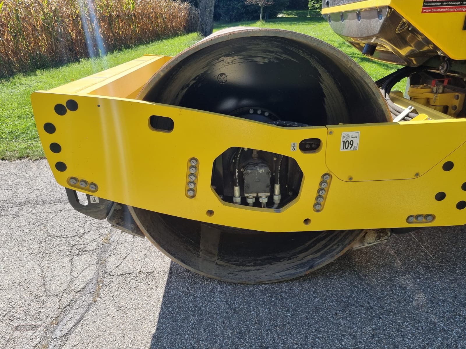Walzenzug des Typs Bomag BW 213, Gebrauchtmaschine in Deutsch - Goritz (Bild 10)