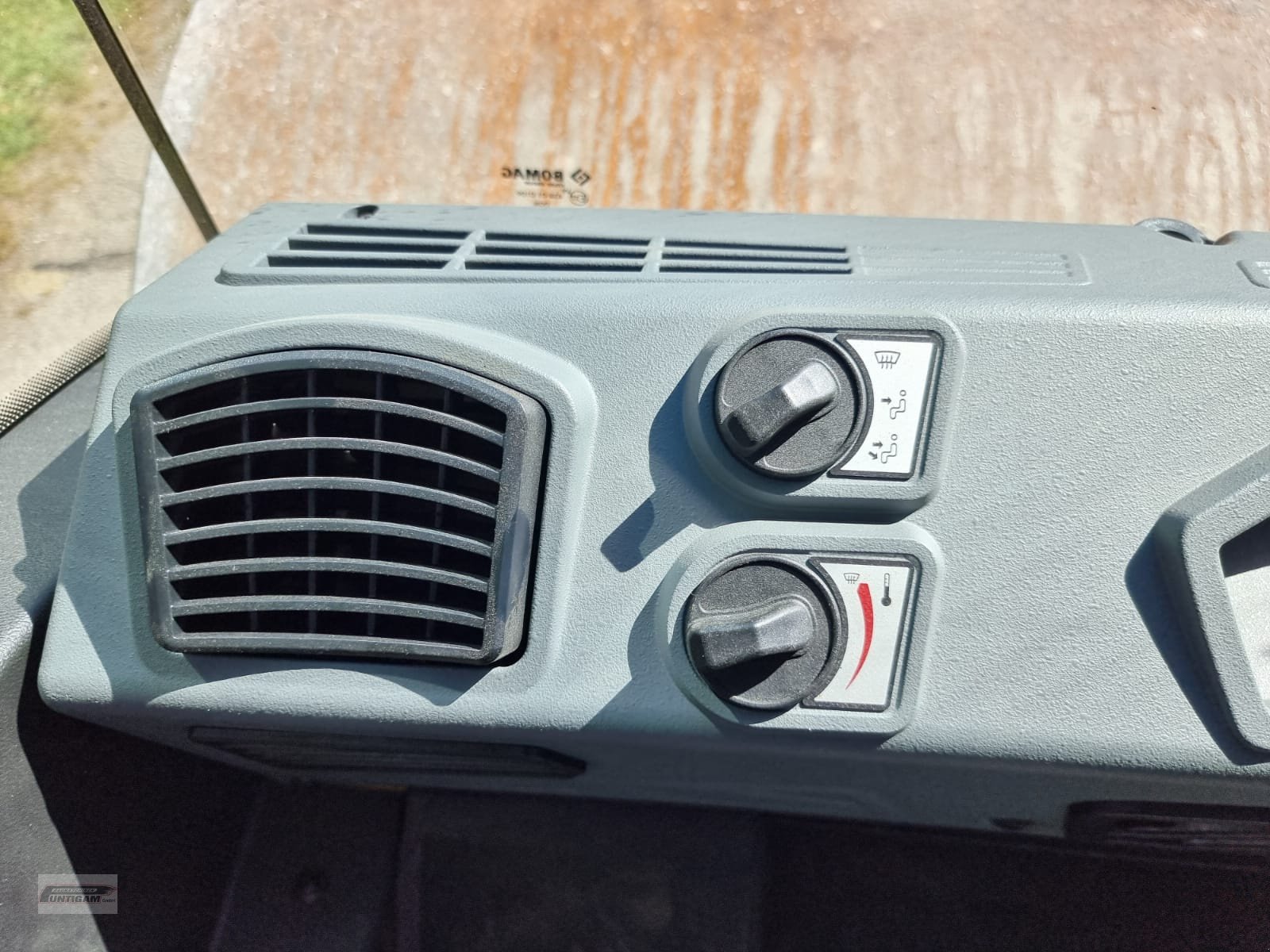 Walzenzug des Typs Bomag BW 213, Gebrauchtmaschine in Deutsch - Goritz (Bild 20)