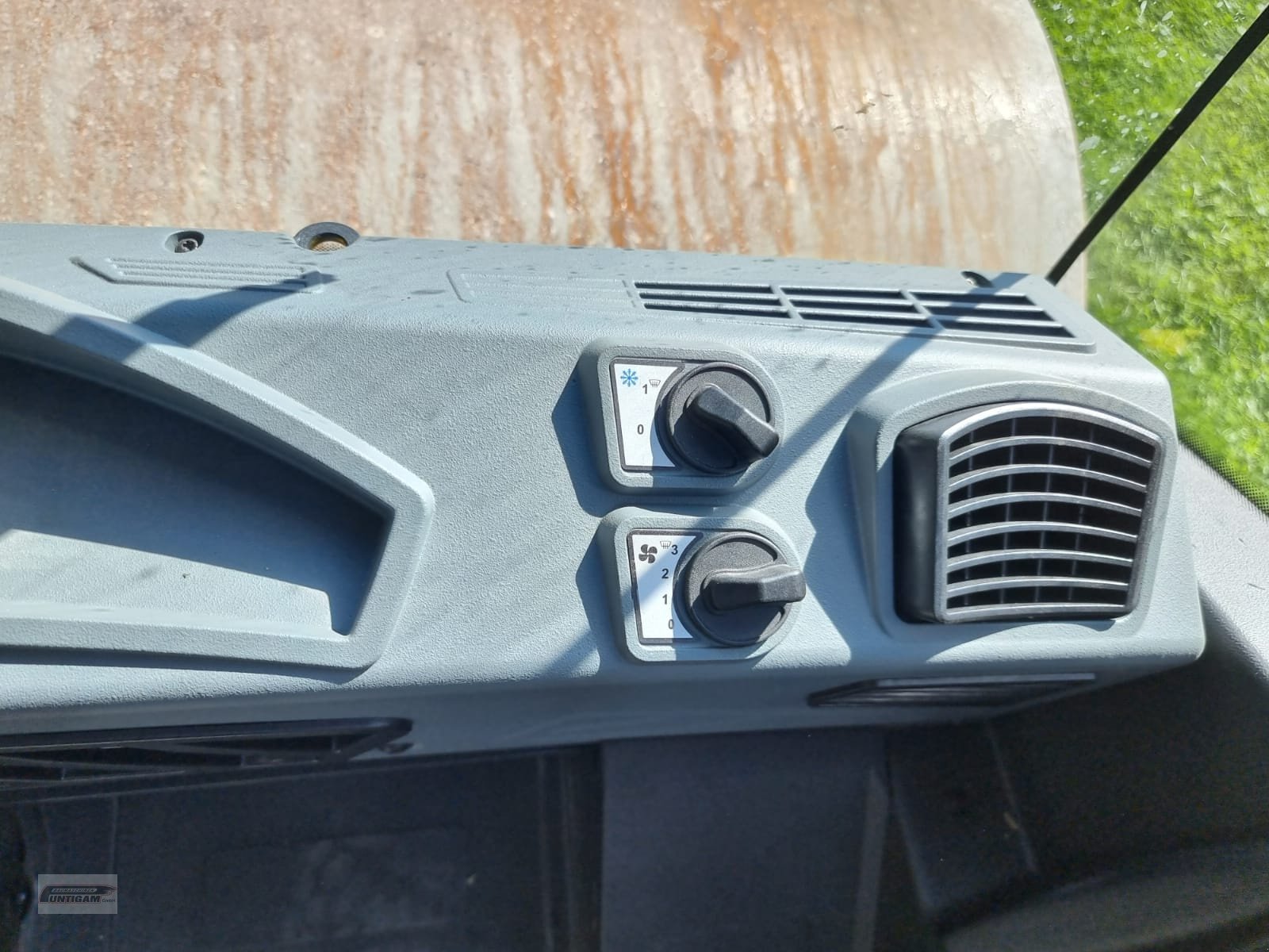 Walzenzug des Typs Bomag BW 213, Gebrauchtmaschine in Deutsch - Goritz (Bild 21)