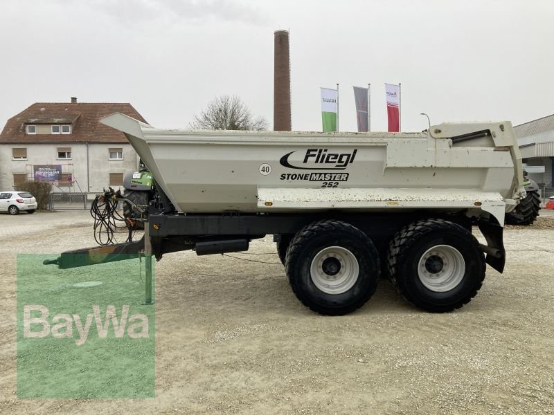 Wannenkipper des Typs Fliegl Stone Master 252, Gebrauchtmaschine in Dinkelsbühl (Bild 2)