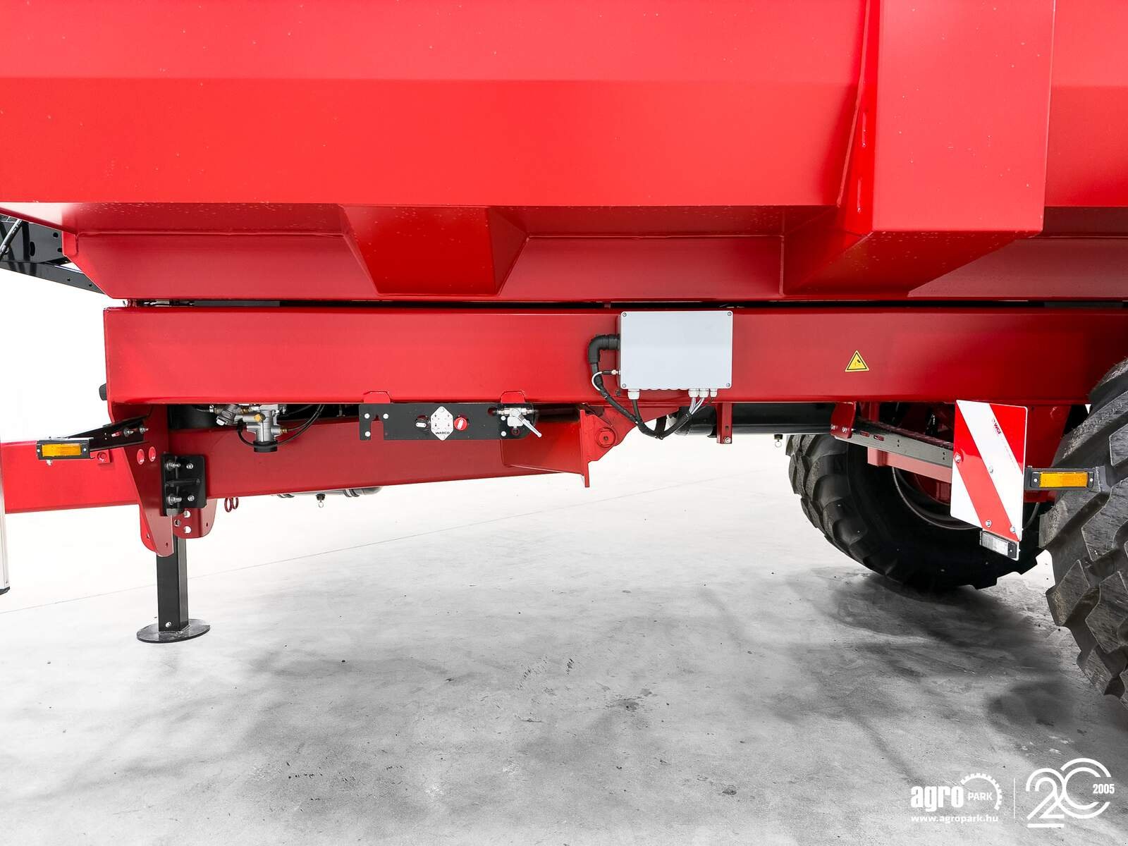 Wannenkipper van het type Krampe Big Body 900 (BB 900) 28 tons capacity, 46,1 m3, 3 axles, 80 cm extension, Made in Germany, premium trailer, Gebrauchtmaschine in Csengele (Foto 25)