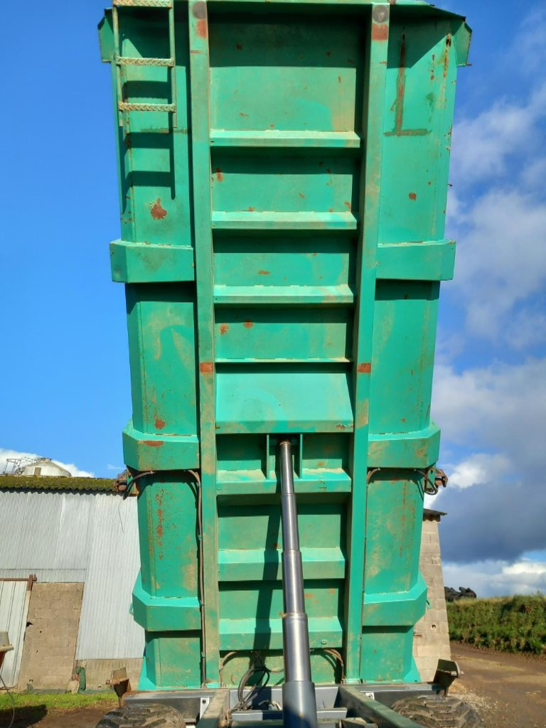 Wannenkipper от тип Lambert RL 130 BO, Gebrauchtmaschine в BRECE (Снимка 7)