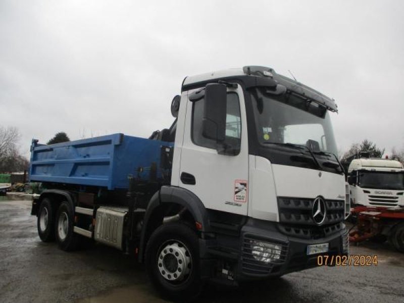 Wannenkipper du type Mercedes Arocs 2636 année 2020 grue HMF 1310 K2 année 2008, Gebrauchtmaschine en Bourron Marlotte (Photo 2)