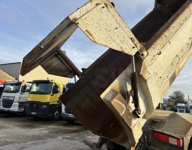 Wannenkipper typu Renault Kerax, Gebrauchtmaschine w Bourron Marlotte (Zdjęcie 9)