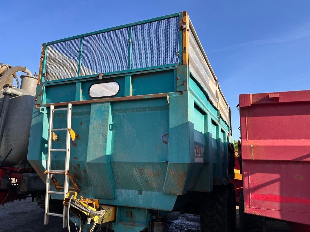 Wannenkipper des Typs Rolland 20-30, Gebrauchtmaschine in JOSSELIN (Bild 2)