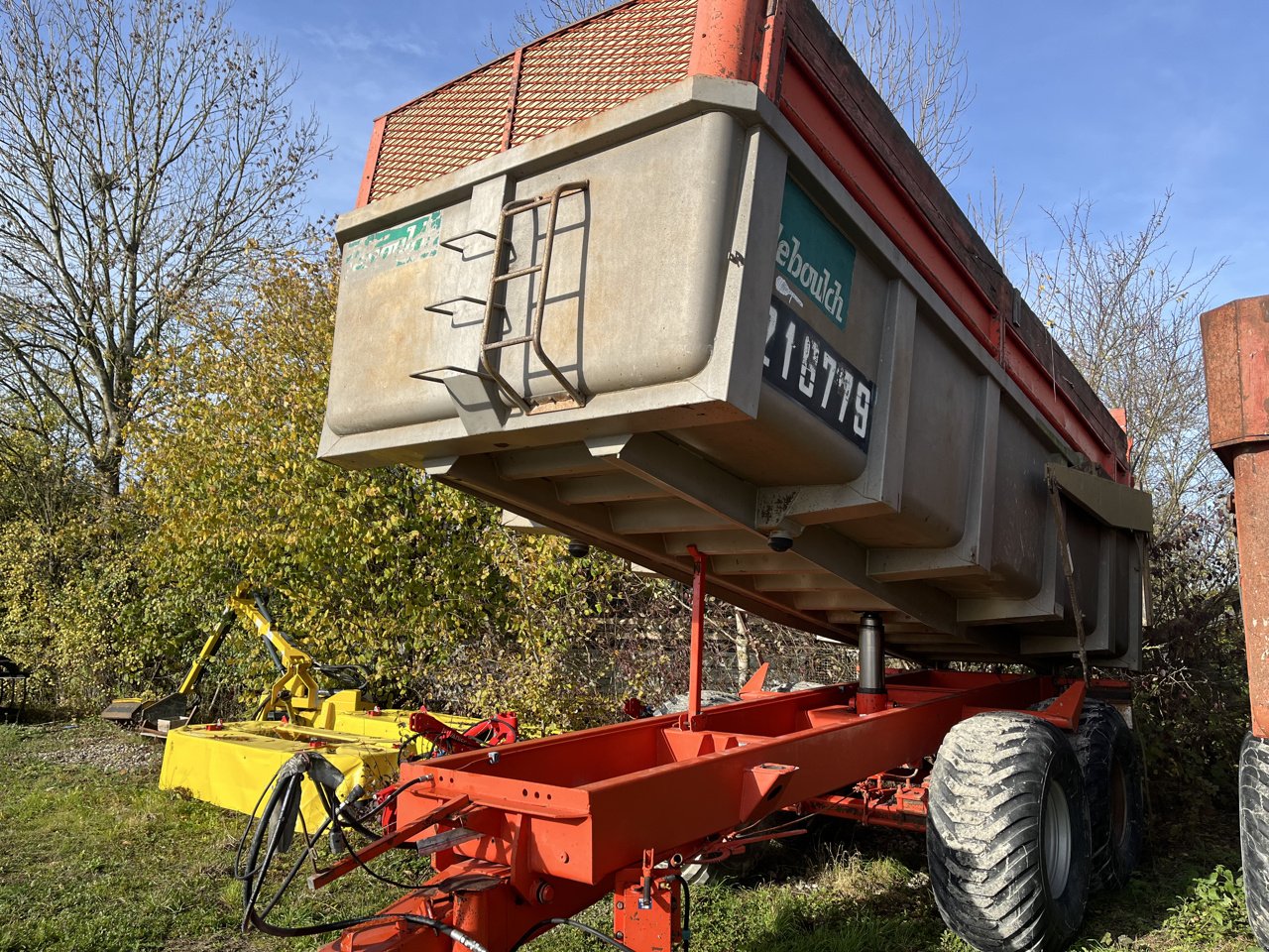 Wannenkipper of the type Sonstige B1450, Gebrauchtmaschine in VERT TOULON (Picture 3)