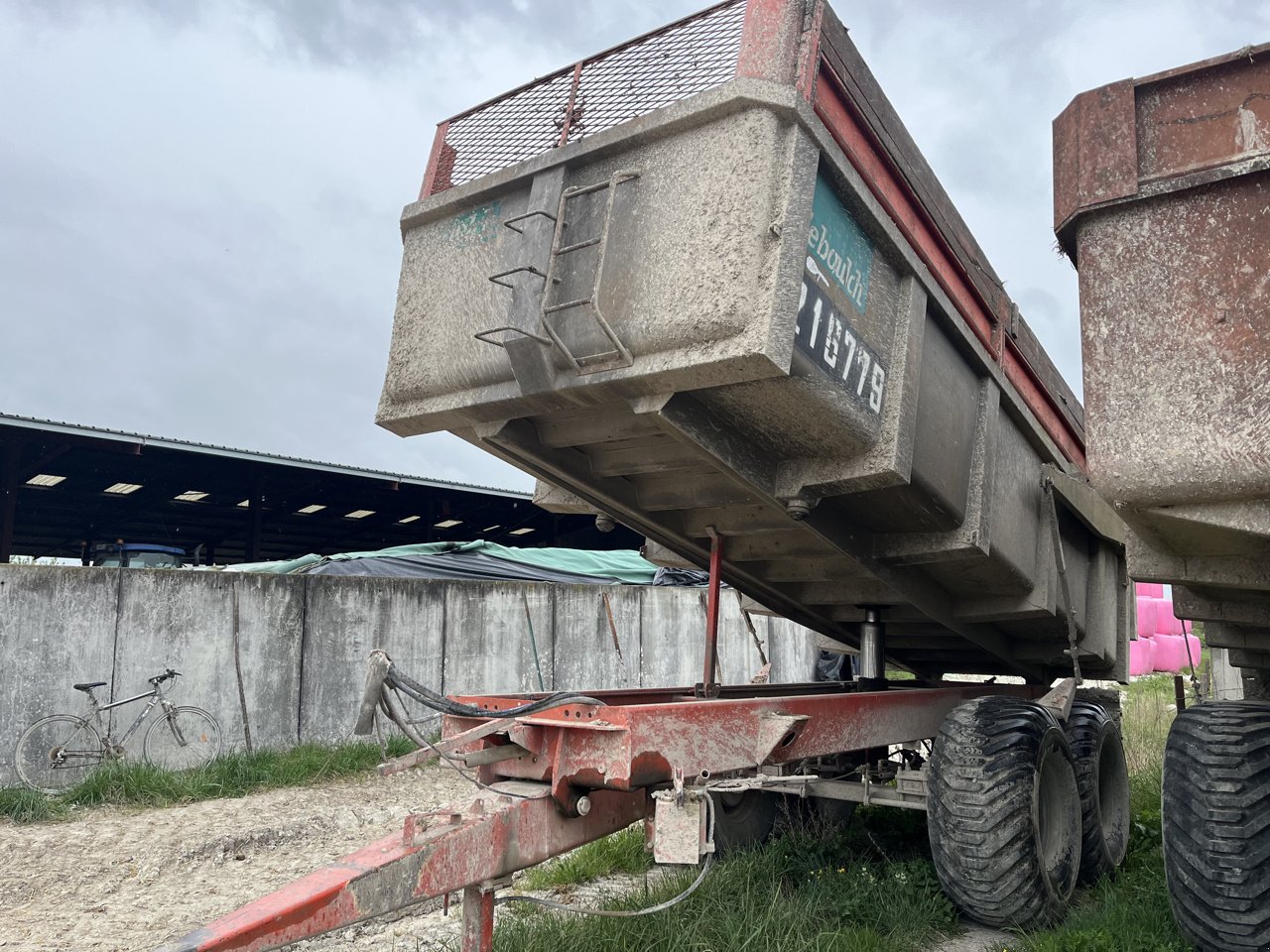 Wannenkipper of the type Sonstige B1450, Gebrauchtmaschine in VERT TOULON (Picture 2)