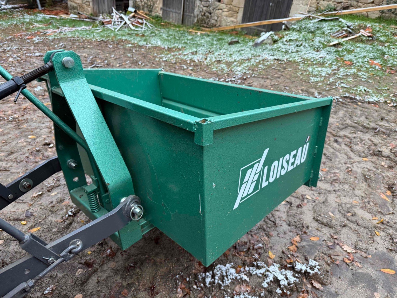 Wannenkipper van het type Sonstige Bennette 10SARMICRO Loiseau, Gebrauchtmaschine in LA SOUTERRAINE (Foto 6)