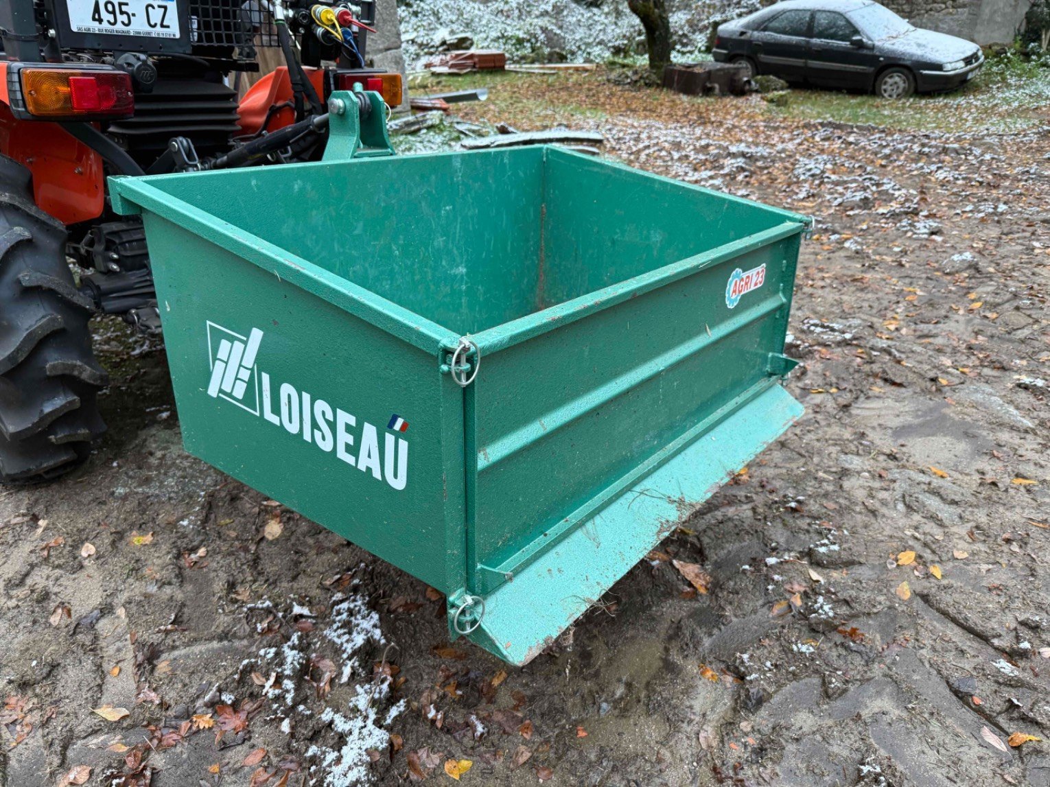 Wannenkipper van het type Sonstige Bennette 10SARMICRO Loiseau, Gebrauchtmaschine in LA SOUTERRAINE (Foto 4)