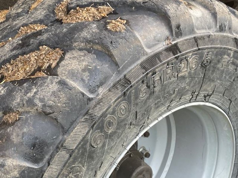 Wannenkipper типа Sonstige C32, Gebrauchtmaschine в les hayons (Фотография 4)