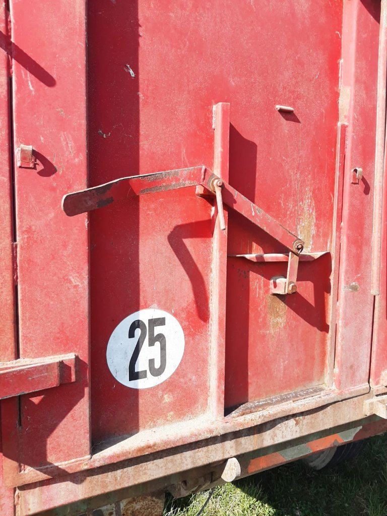 Wannenkipper of the type Sonstige M80P, Gebrauchtmaschine in SAINT HILAIRE EN MORVAN (Picture 4)