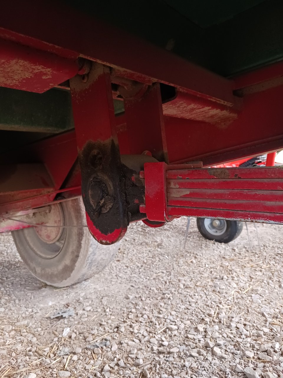 Wannenkipper of the type Sonstige M80P, Gebrauchtmaschine in SAINT HILAIRE EN MORVAN (Picture 2)