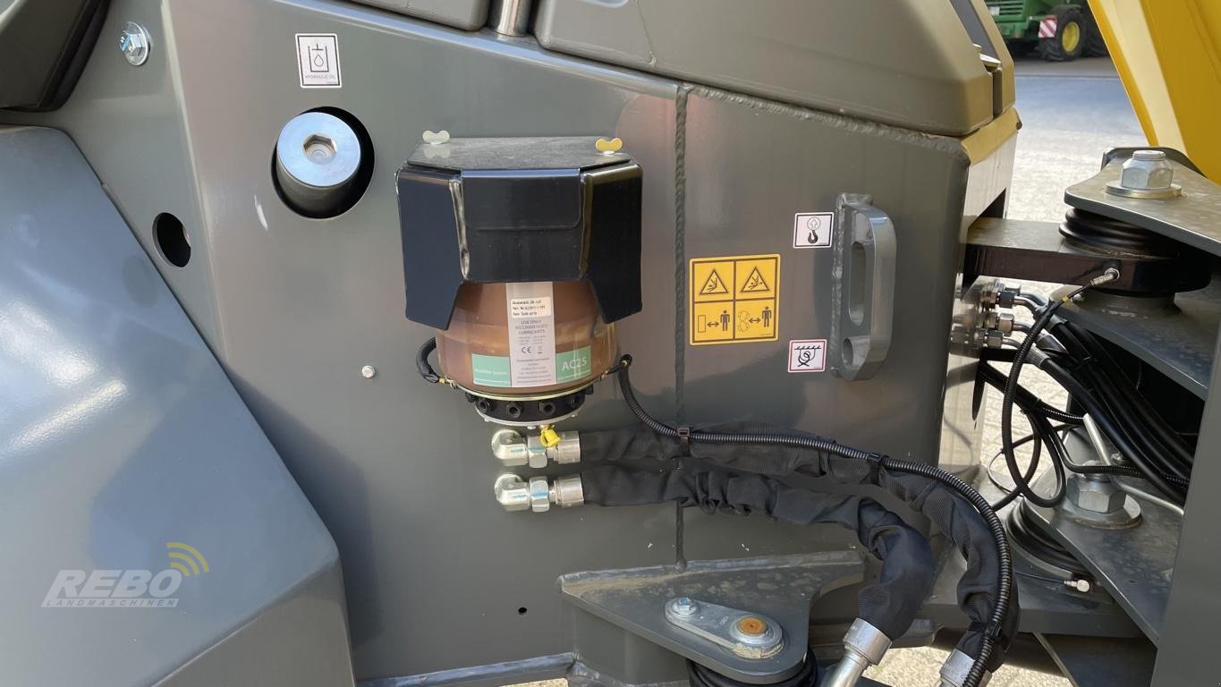 Wannenkipper of the type Wacker Neuson DV 90, Neumaschine in Neuenkirchen-Vörden (Picture 17)