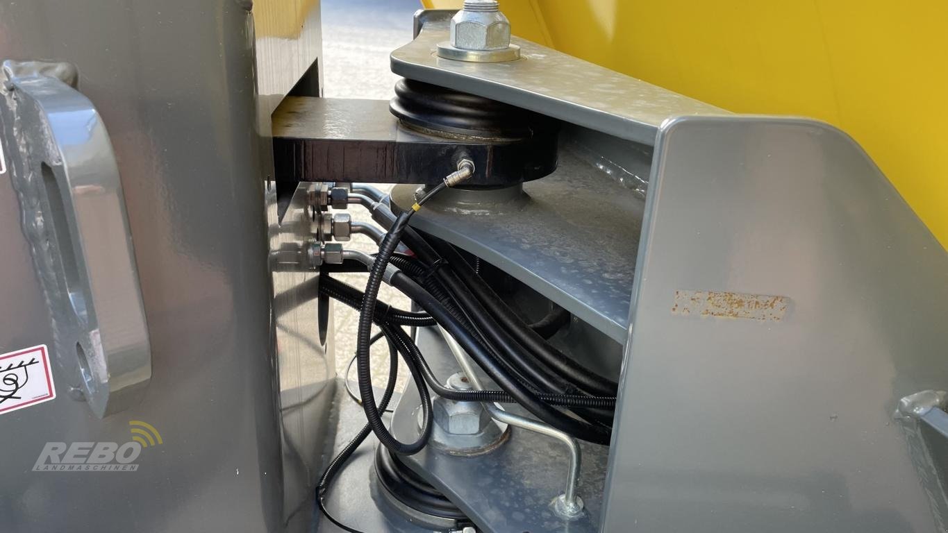 Wannenkipper of the type Wacker Neuson DV 90, Neumaschine in Neuenkirchen-Vörden (Picture 18)