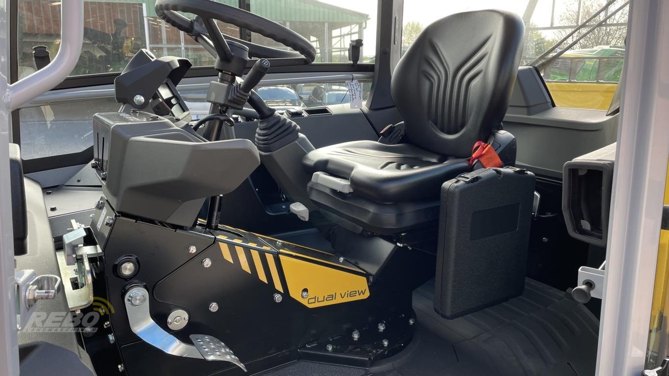 Wannenkipper of the type Wacker Neuson DV 90, Neumaschine in Neuenkirchen-Vörden (Picture 19)