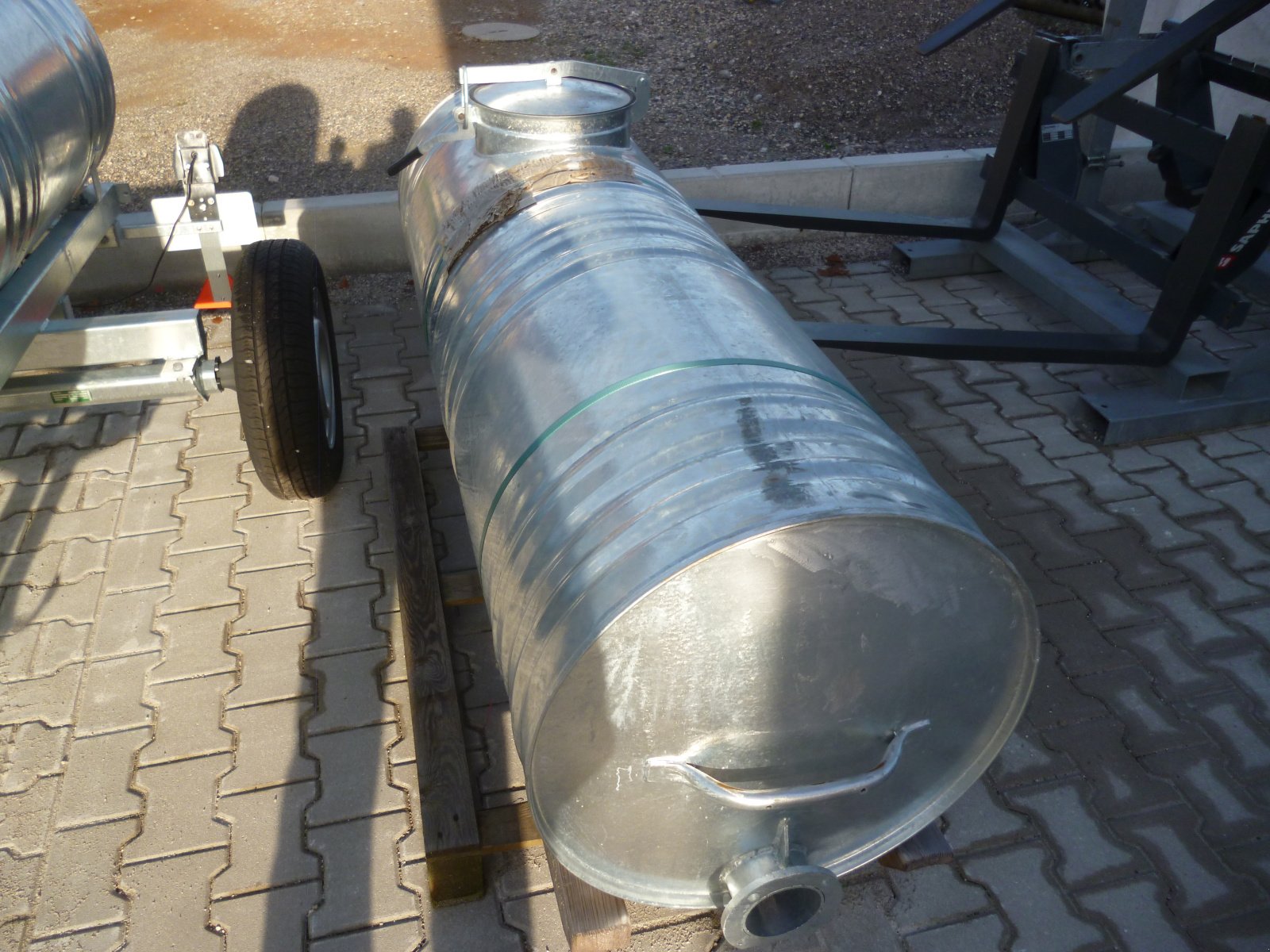 Wasserfass des Typs Großewinkelmann WAFA, Neumaschine in Kochel am See (Bild 1)