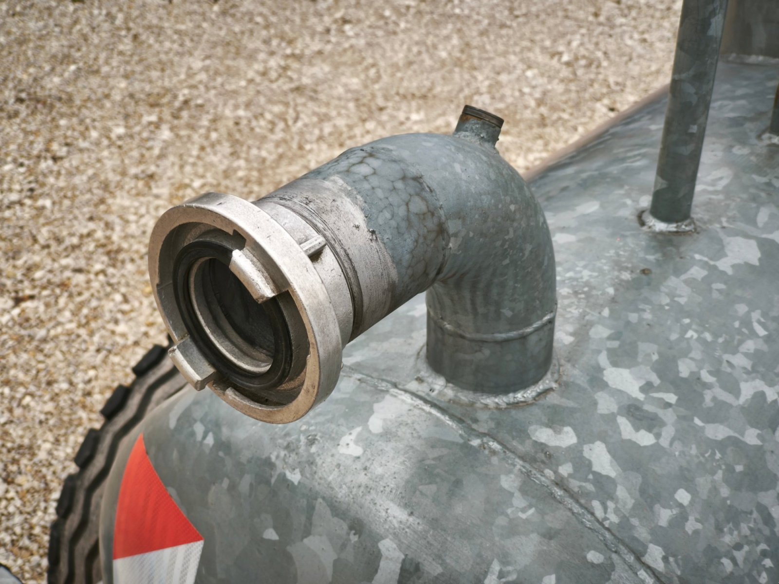 Wasserfass del tipo Marchner Wasserfass 600 Liter Weidefass für Landwirtschaft Kommunalbetrieb Gärtnerei, Gebrauchtmaschine In Großschönbrunn (Immagine 11)