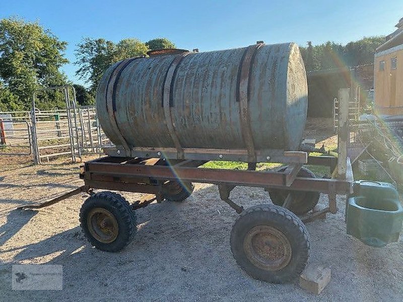 Wasserfass του τύπου Sonstige Wasserfass 2000l. Weidefass, Gebrauchtmaschine σε Gevelsberg (Φωτογραφία 1)