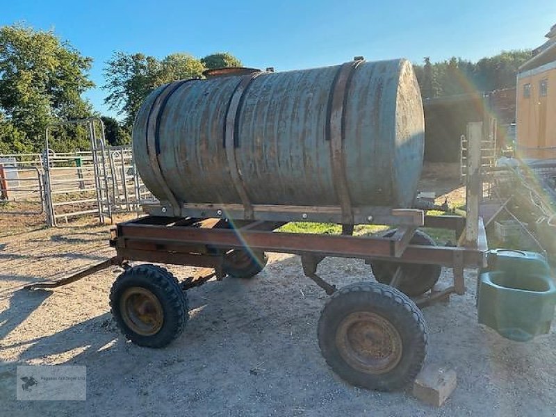 Wasserfass του τύπου Sonstige Wasserfass 2000l. Weidefass, Gebrauchtmaschine σε Gevelsberg (Φωτογραφία 1)