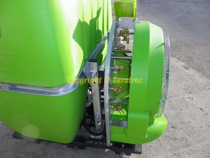Weinbauspritze del tipo Eurotrac Atomiseur pulverisateur 400 L, Gebrauchtmaschine In RETHEL (Immagine 7)