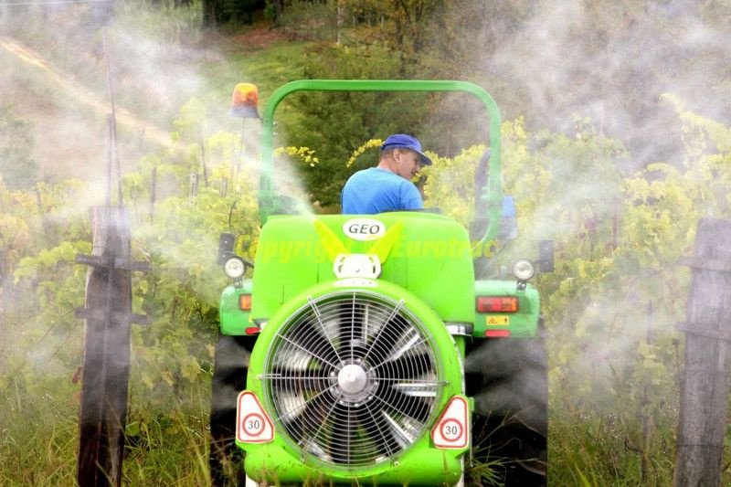 Weinbauspritze del tipo Eurotrac Atomiseur pulverisateur 400 L, Gebrauchtmaschine In RETHEL (Immagine 9)