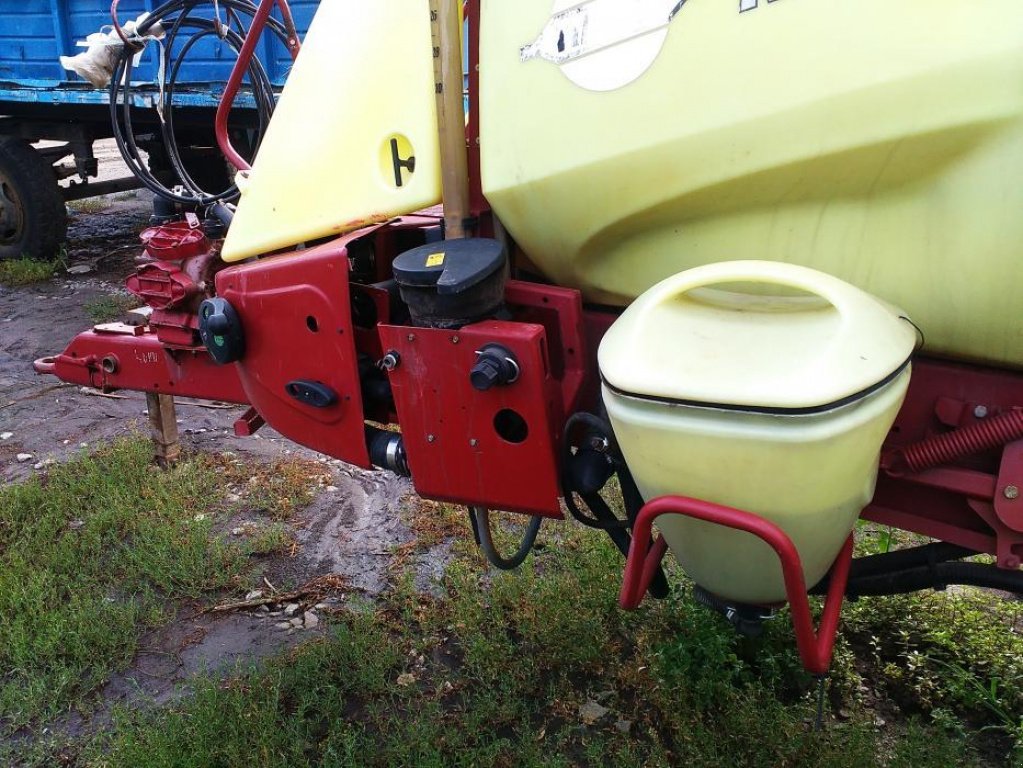 Weinbauspritze des Typs Hardi Navigator 3000, Gebrauchtmaschine in Суми (Bild 3)