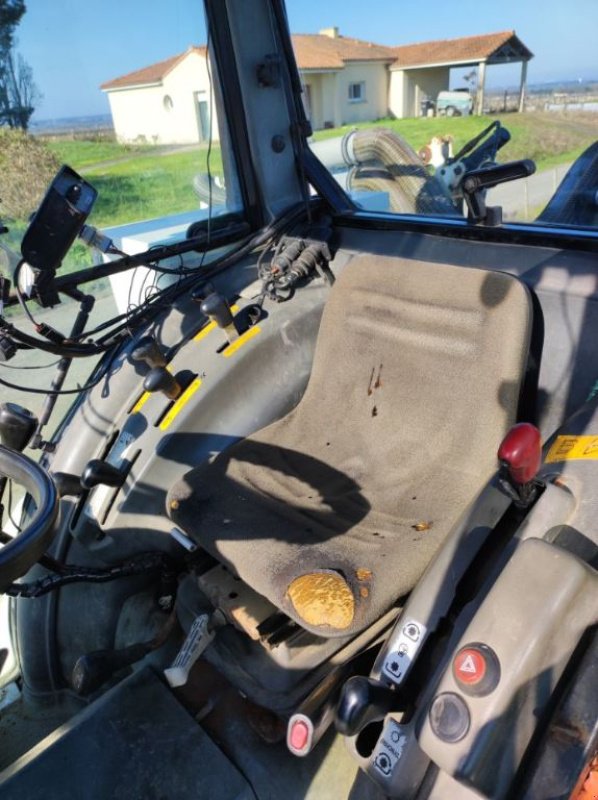 Weinbauspritze от тип Valtra 3500, Gebrauchtmaschine в ST ETIENNE DE MER MORTE (Снимка 5)