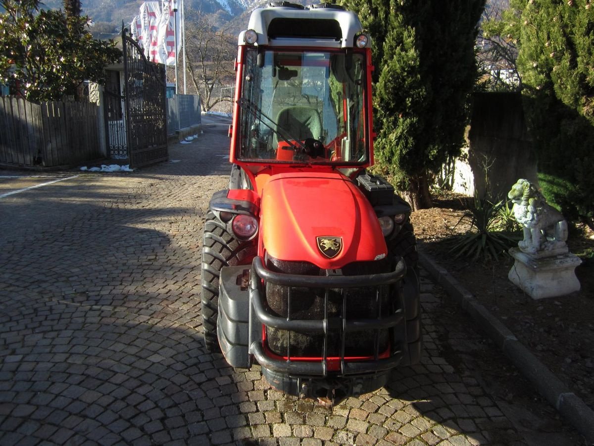 Weinbautraktor des Typs Antonio Carraro SRX 9800 GA733, Gebrauchtmaschine in Eppan (BZ) (Bild 2)